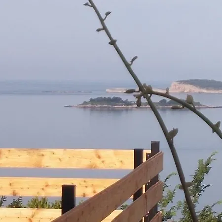 Eli - Sea View 米利尼