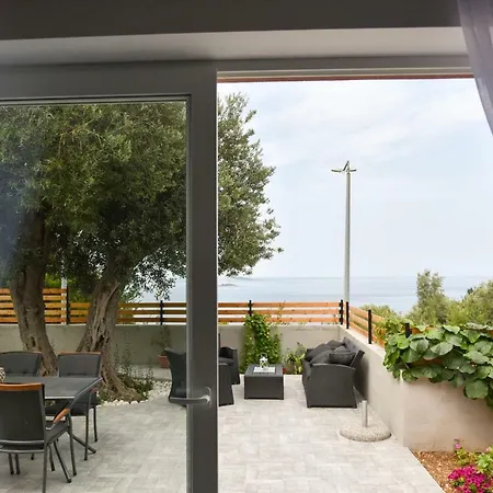 Eli - Sea View Daire *