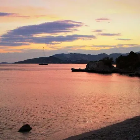 Eli - Sea View 米利尼